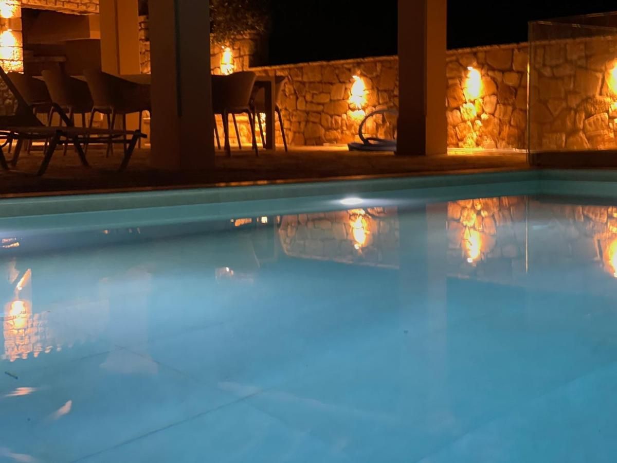 Villa Ozias A Modern,spacious, Swimmig Pool Villa. *