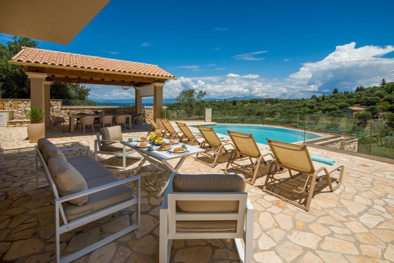 Ozias A Modern,spacious, Swimmig Pool Villa. Gaios