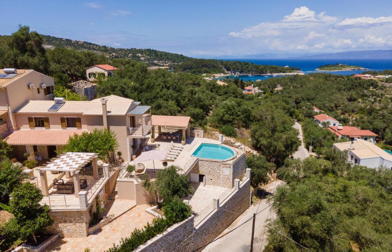 Ozias A Modern,spacious, Swimmig Pool Villa. Gaios